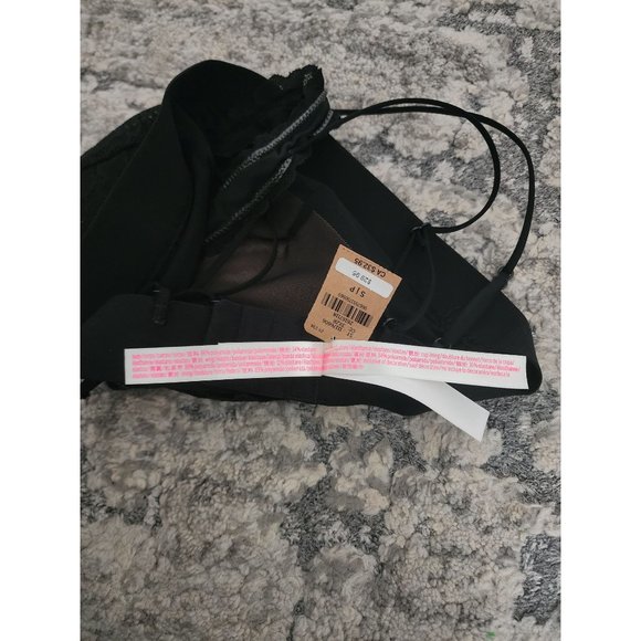 Victoria's Secret PINK Black Lace Strappy Back Halterneck Bralette S/P  NWT - Picture 14 of 16